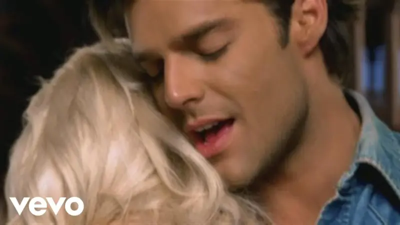 Ricky Martin Nobody Wants To Be Lonely Ft Christina Aguilera